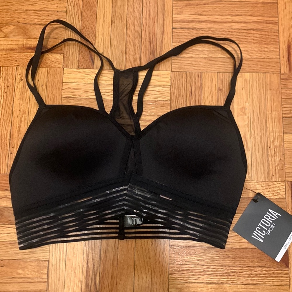 NWT Victoria Sport black sports bra size small.